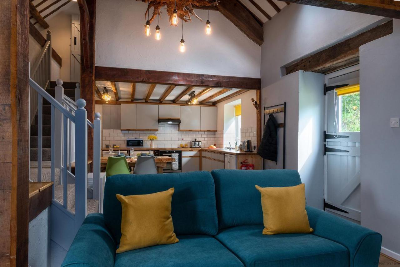 فيلا The Barn At Geufron Farm - Dog Friendly - Nr Tywyn Bryn-crug المظهر الخارجي الصورة